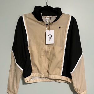 ZYIA Active black and cream windbreaker. XS. NWT